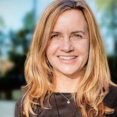 Headshot image of Tracy Hutton.